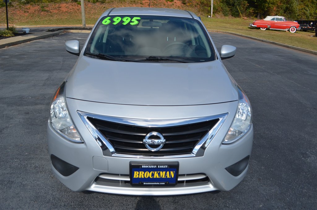 2019 Nissan Versa - $6,999