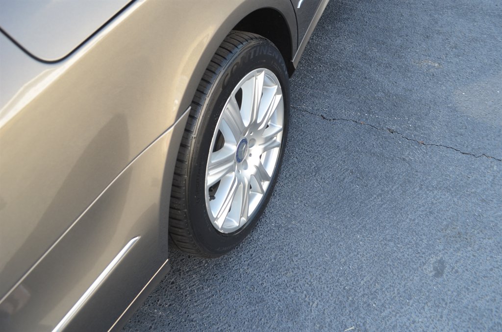 2012 Mercedes-Benz E-Class - $10,950