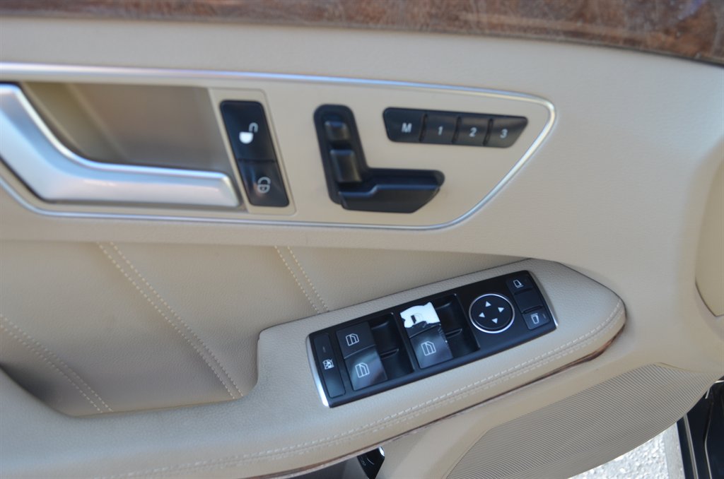 2012 Mercedes-Benz E-Class - $10,950