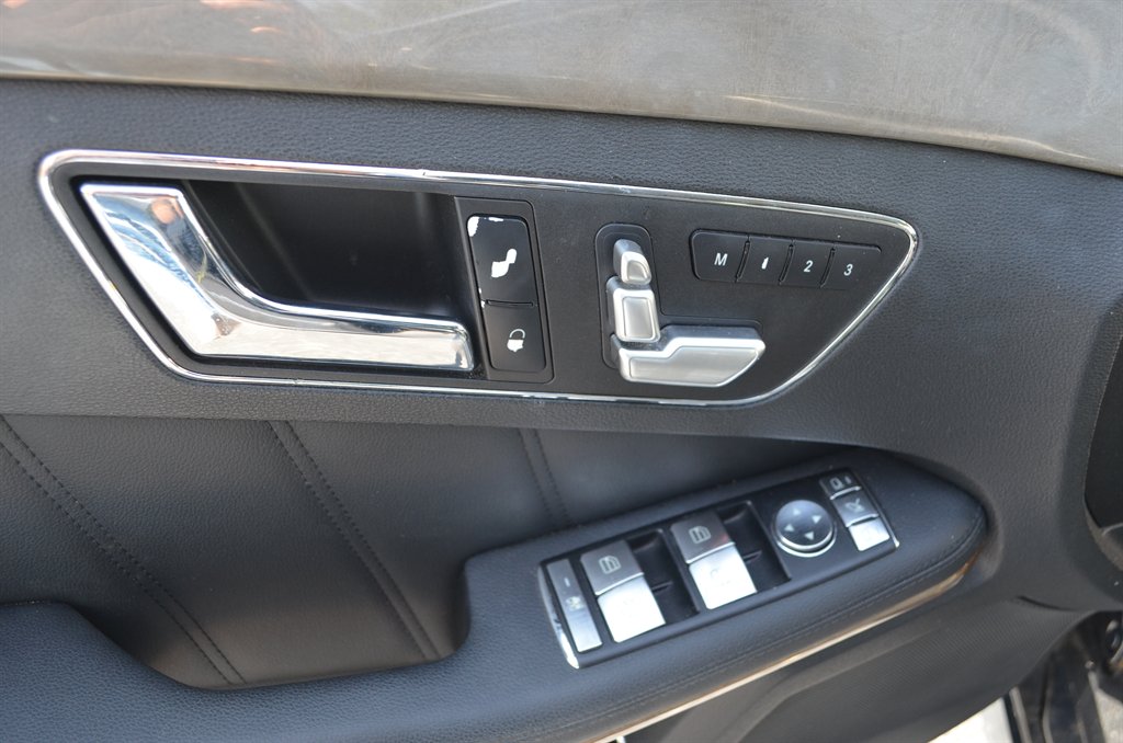 2010 Mercedes-Benz E-Class - $9,999