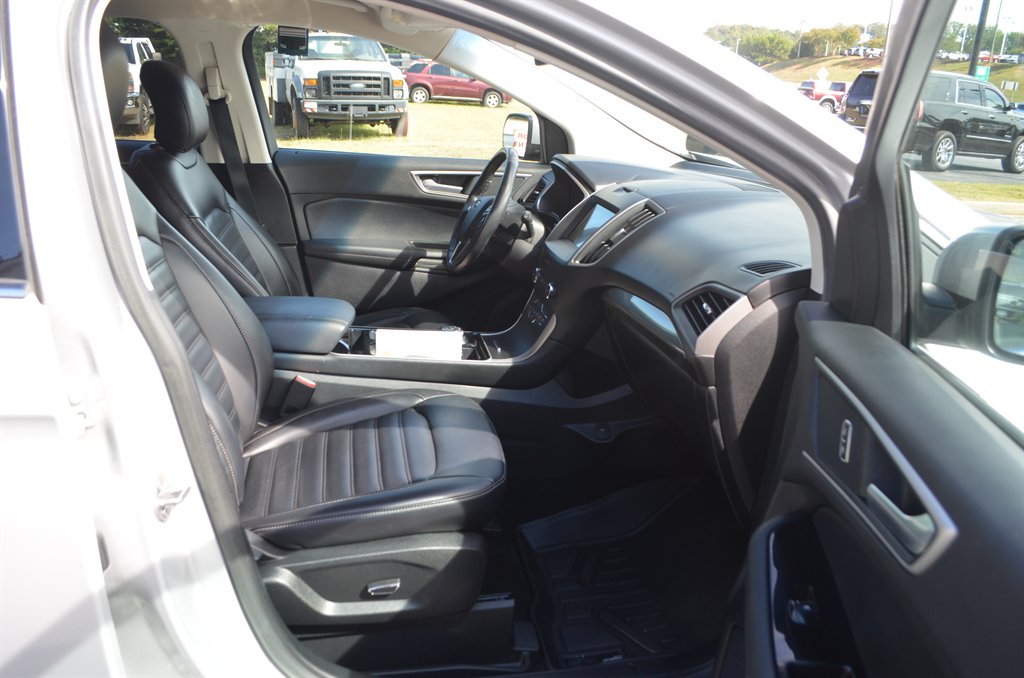 2019 Ford Edge - $14,950