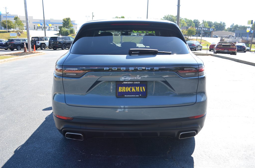 2019 Porsche Cayenne - $30,950