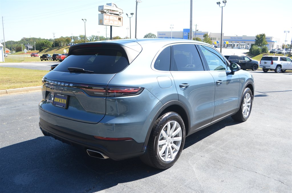 2019 Porsche Cayenne - $30,950