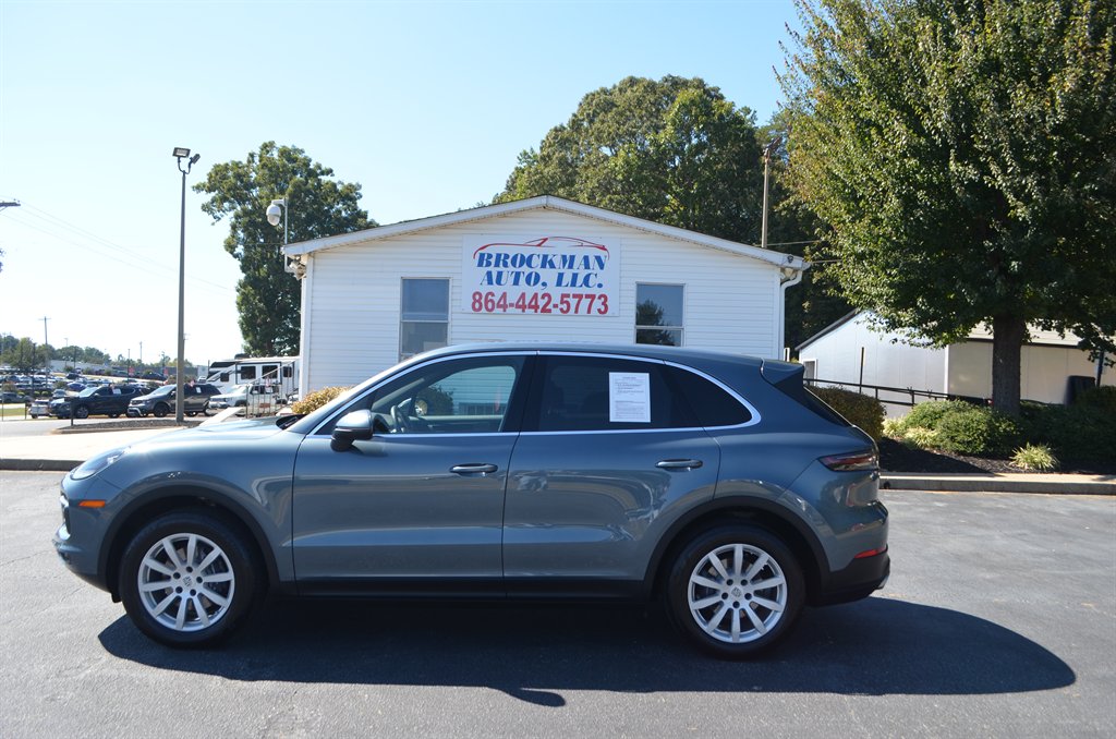 2019 Porsche Cayenne - $30,950