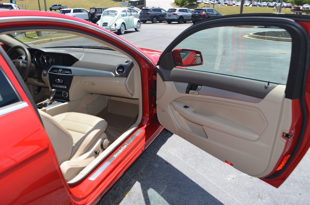 2013 Mercedes-Benz C-Class - $11,999
