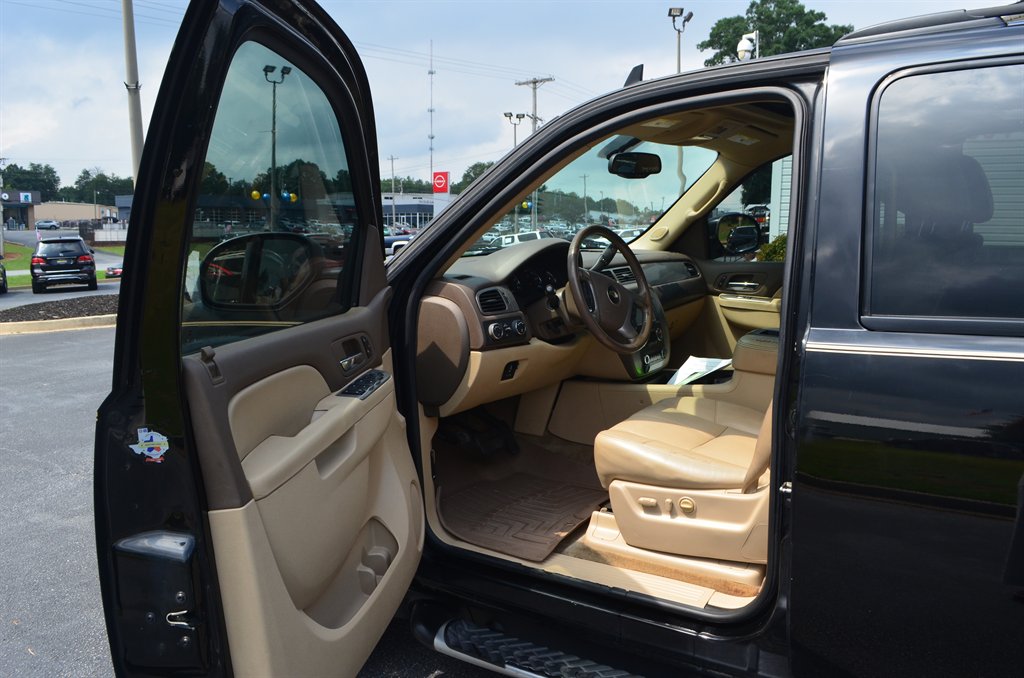 2013 Chevrolet Tahoe - $10,950
