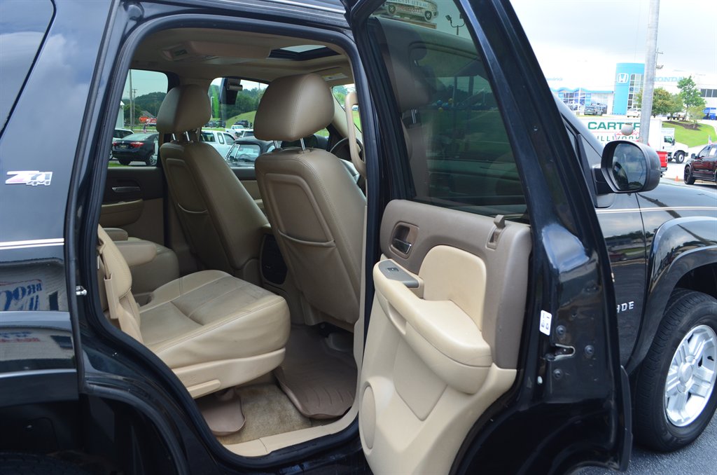 2013 Chevrolet Tahoe - $10,950