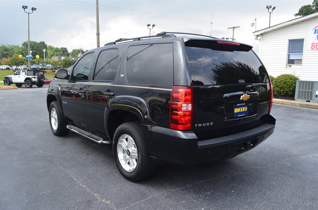 2013 Chevrolet Tahoe - $10,950