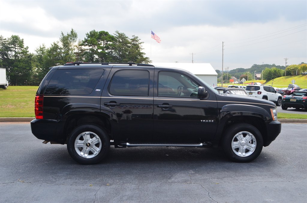 2013 Chevrolet Tahoe - $10,950