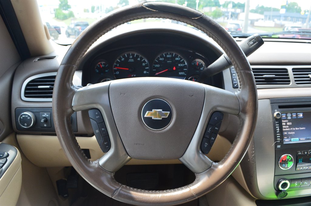 2013 Chevrolet Tahoe - $10,950