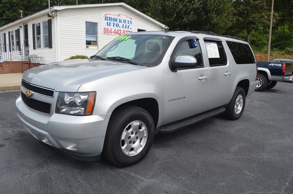 2013 Chevrolet Suburban - $14,999