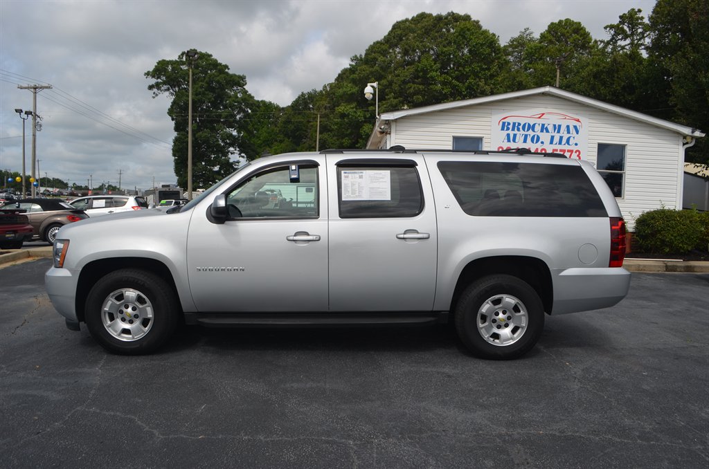 2013 Chevrolet Suburban - $14,999