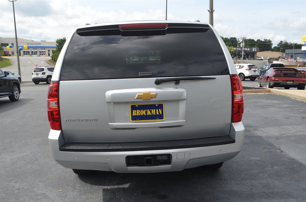 2013 Chevrolet Suburban - $14,999
