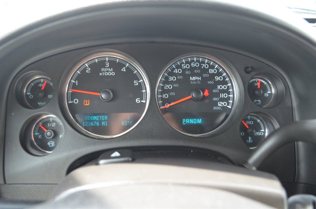 2013 Chevrolet Suburban - $14,999