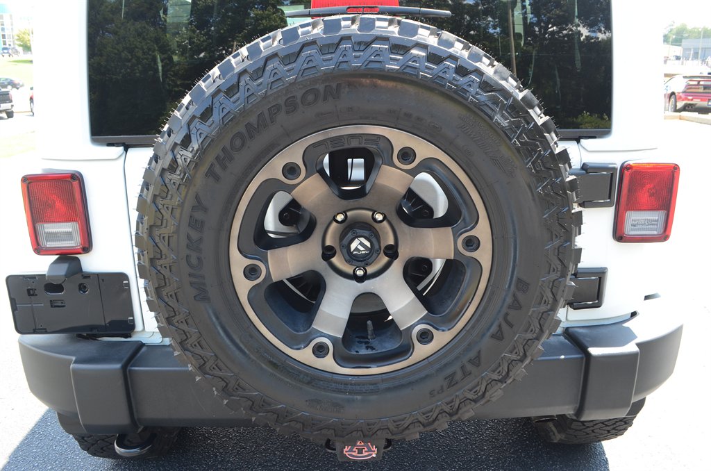 2014 Jeep Wrangler - $17,950