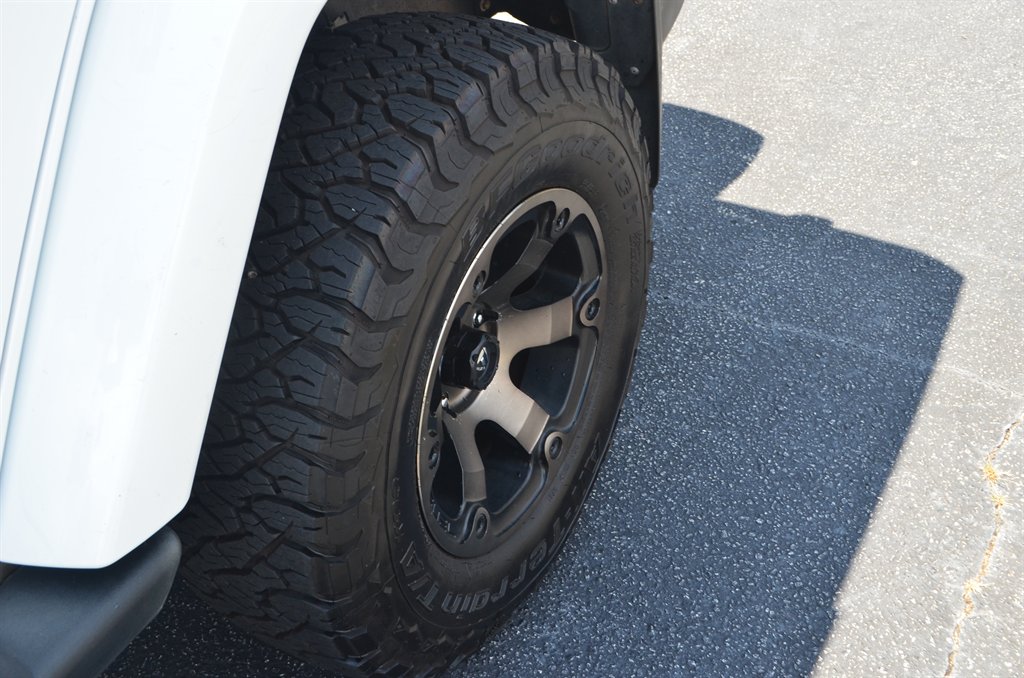 2014 Jeep Wrangler - $17,950