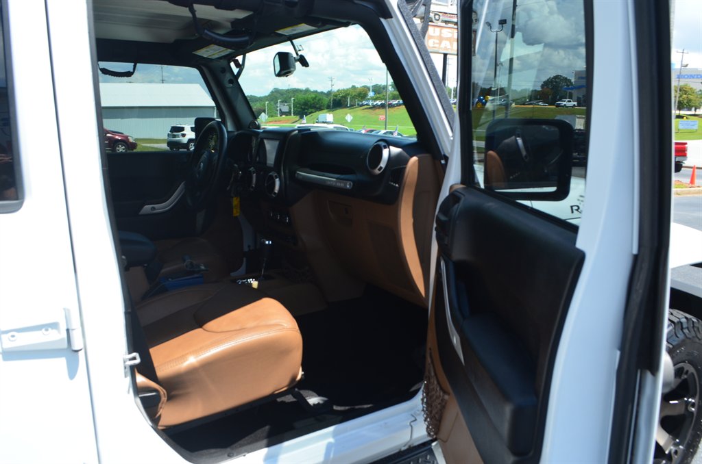 2014 Jeep Wrangler - $17,950