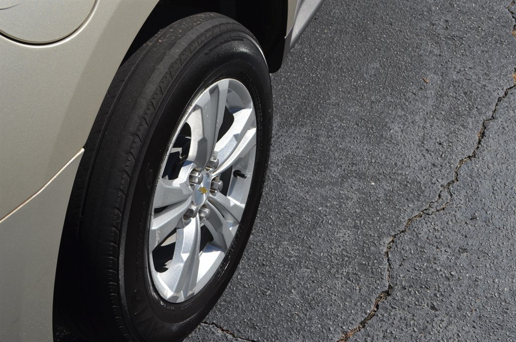 2015 Chevrolet Equinox - $8,995