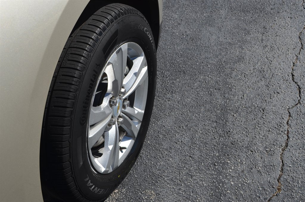 2015 Chevrolet Equinox - $8,995