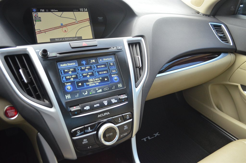 2015 Acura TLX Advance photo