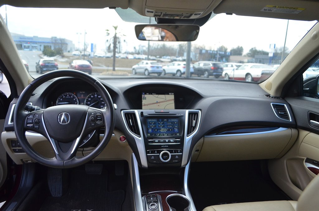 2015 Acura TLX Advance photo