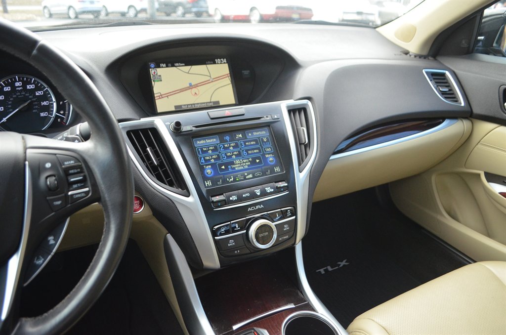 2015 Acura TLX Advance photo