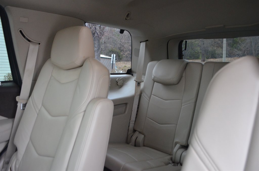 2015 Cadillac Escalade Premium photo