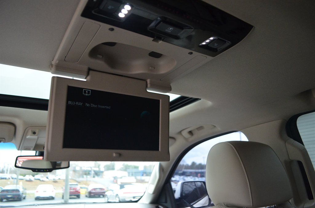 2015 Cadillac Escalade Premium photo
