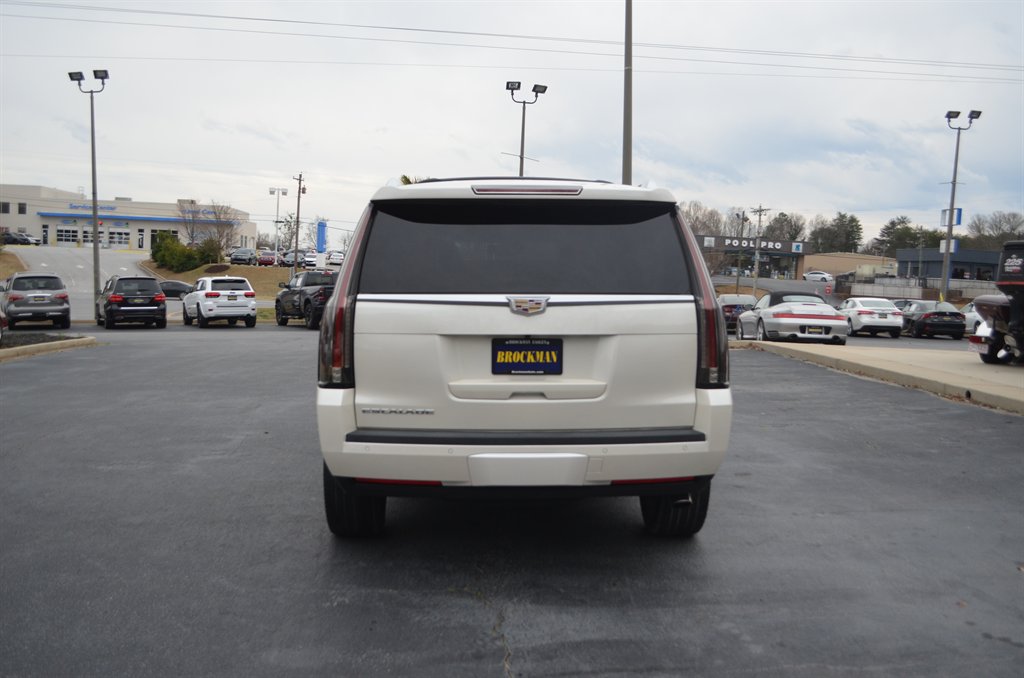 2015 Cadillac Escalade Premium photo