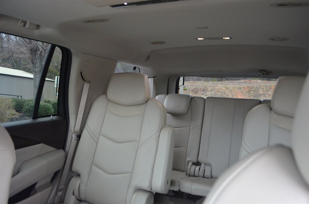2015 Cadillac Escalade Premium photo