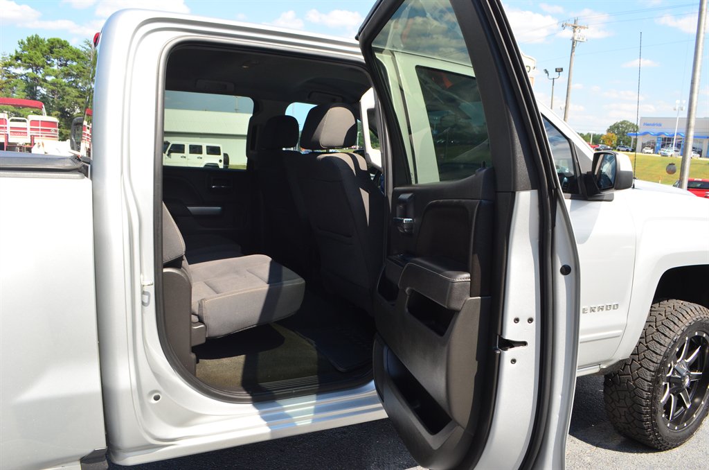 2016 Chevrolet Silverado - $16,888