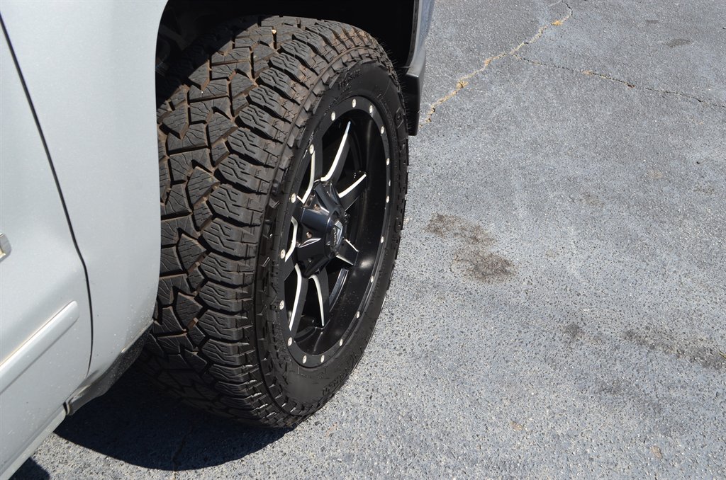 2016 Chevrolet Silverado - $16,888