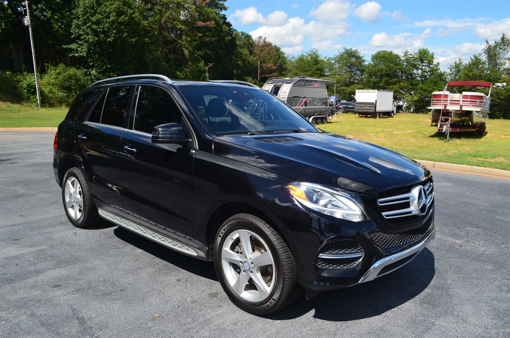 2017 Mercedes-Benz E-Class - $15,950