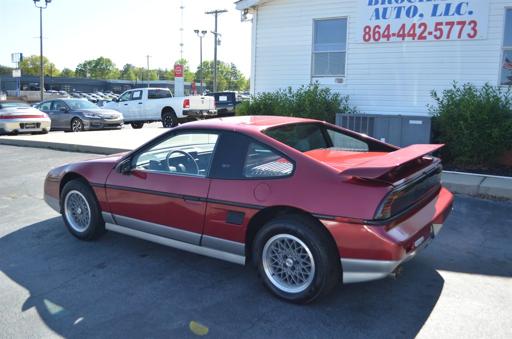 1987 Pontiac Fiero - $18,950