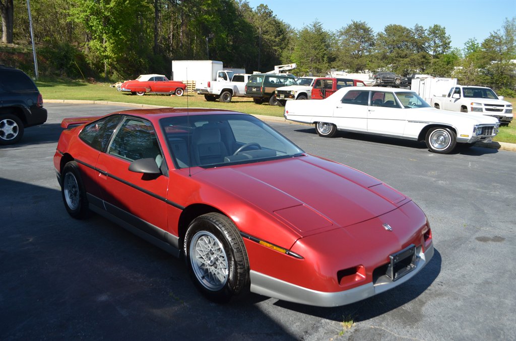 1987 Pontiac Fiero - $18,950