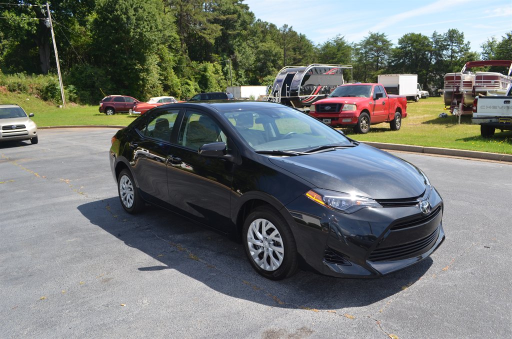 2017 Toyota Corolla - $17,999