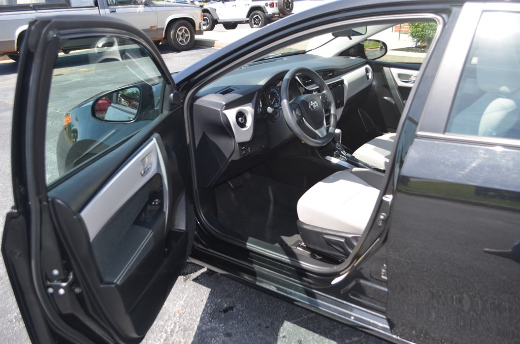 2017 Toyota Corolla - $17,999