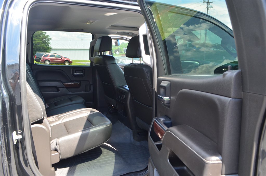 2018 GMC Sierra - $27,555
