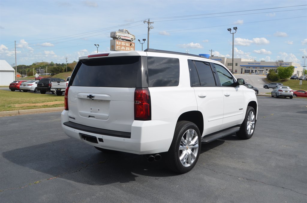 2018 Chevrolet Suburban - $26,999