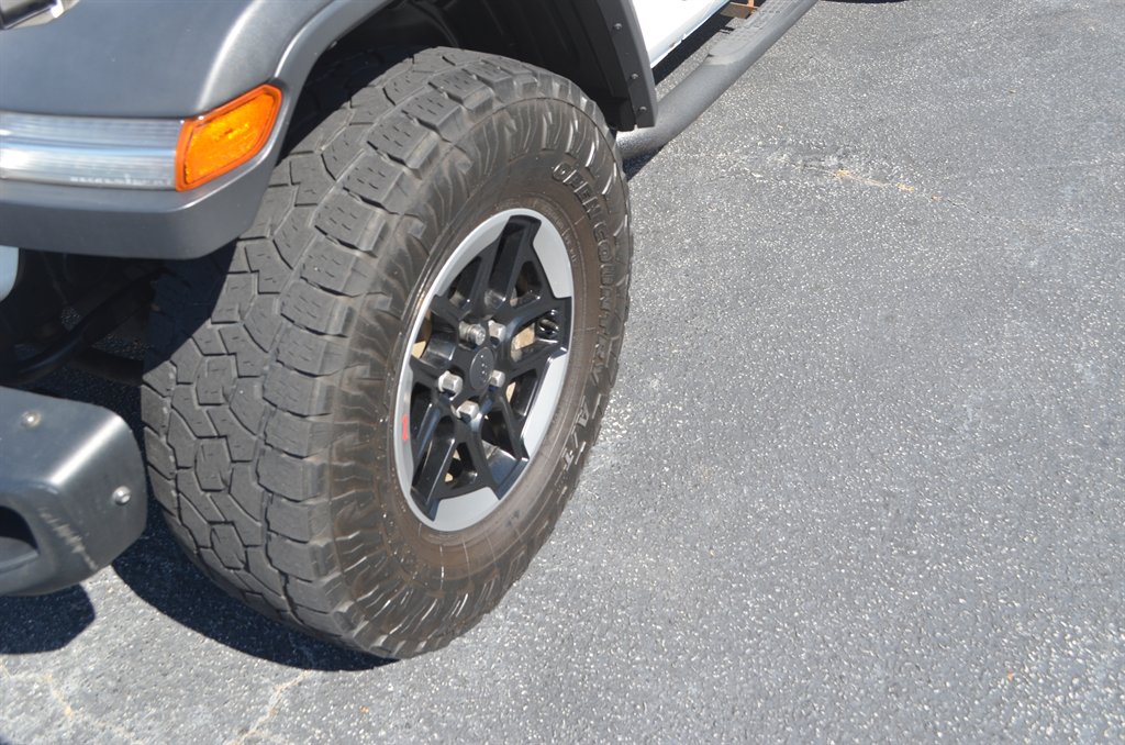 2018 Jeep Wrangler - $26,950