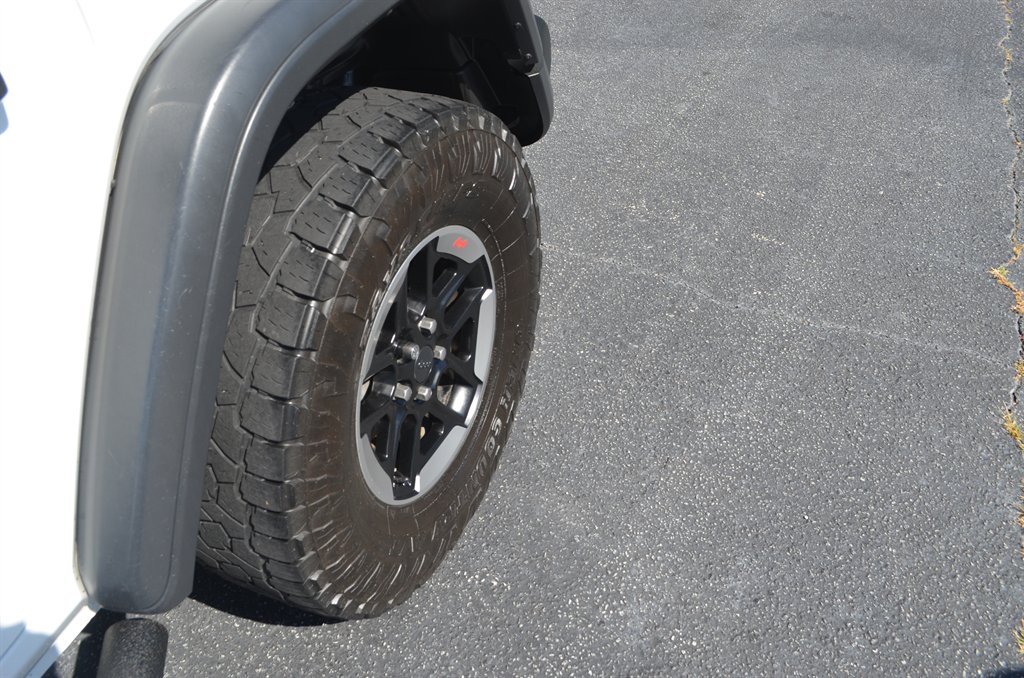 2018 Jeep Wrangler - $26,950