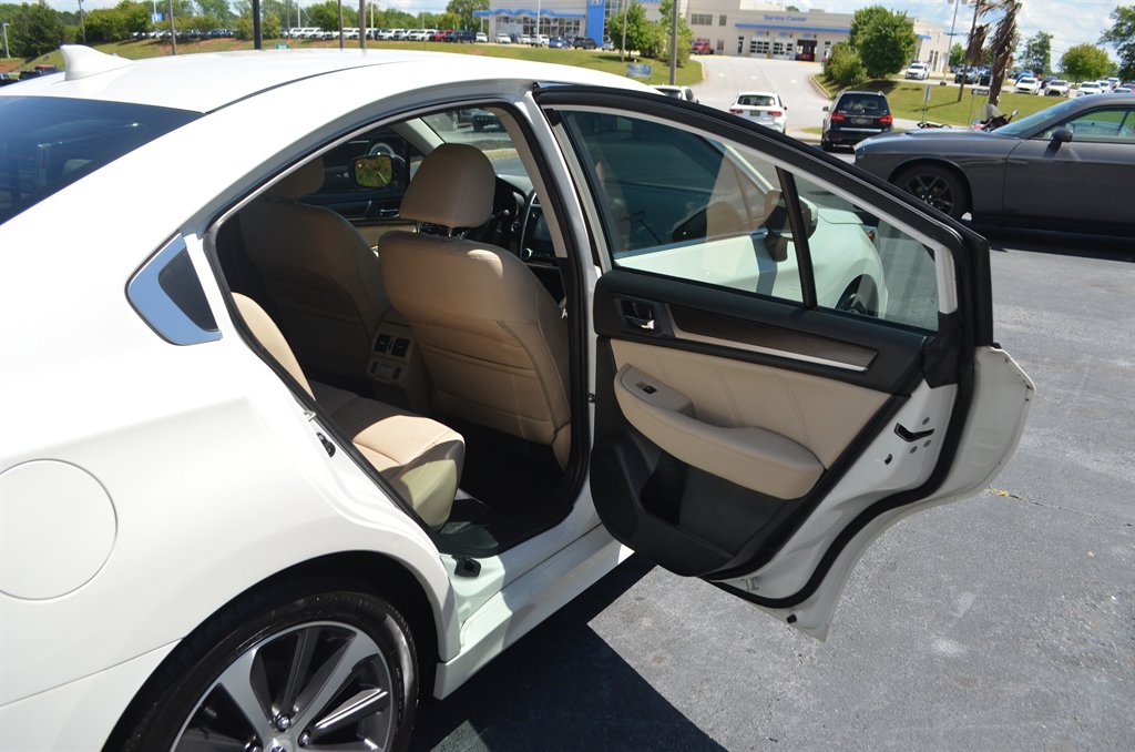 2019 Subaru Legacy Limited photo