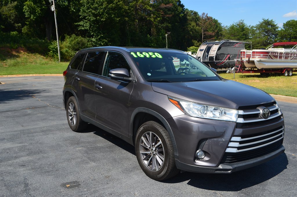 2019 Toyota Highlander - $16,950