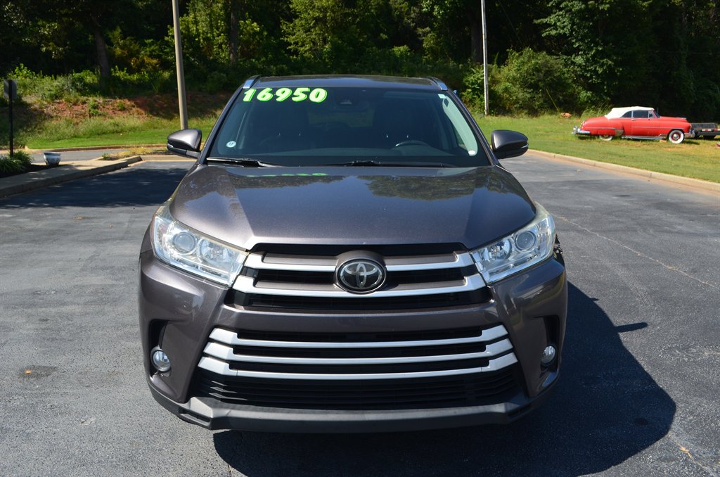 2019 Toyota Highlander - $16,950