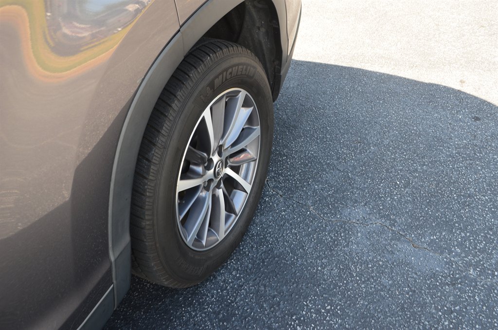 2019 Toyota Highlander - $16,950