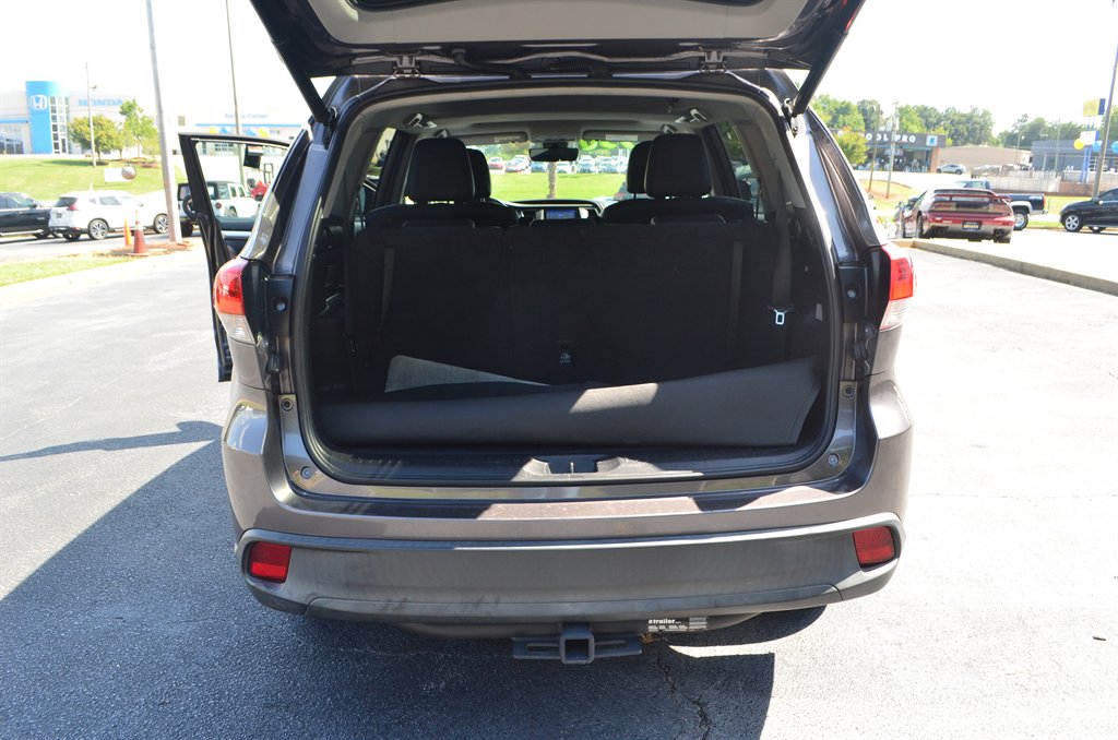 2019 Toyota Highlander - $16,950