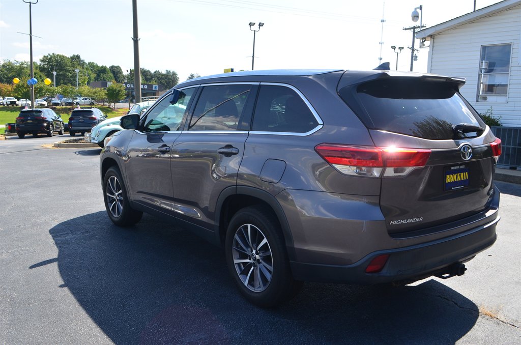 2019 Toyota Highlander - $16,950