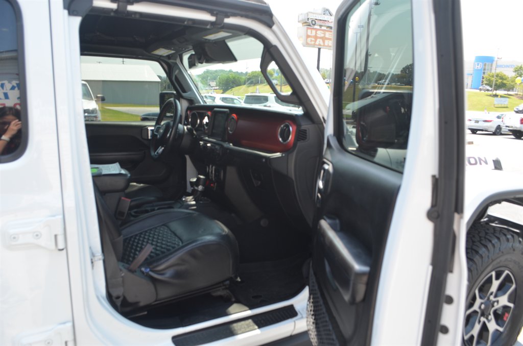 2019 Jeep Wrangler - $29,777