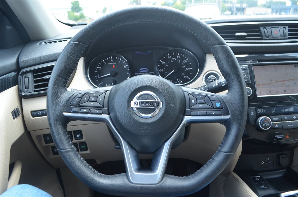 2020 Nissan Rogue - $19,950