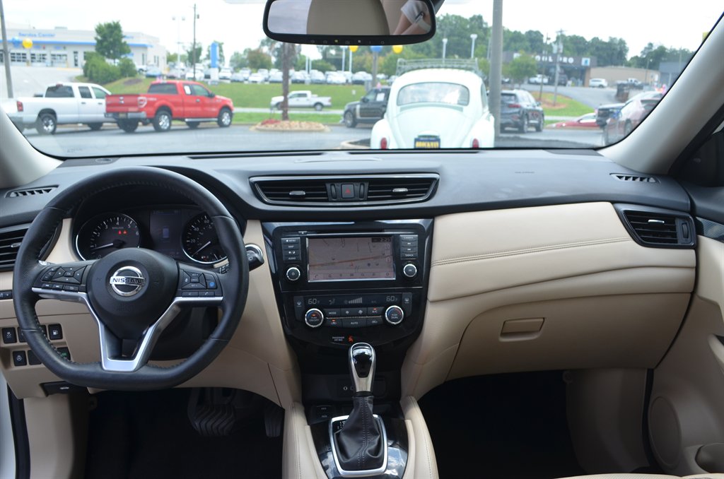 2020 Nissan Rogue - $19,950
